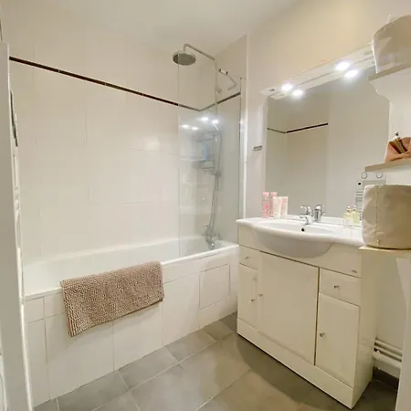 Bright 3 In 11th Apartment Paris